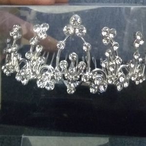 2 mini tiaras